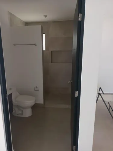 Casa En Venta En Salvaterra Privada En Escobedo Frente Cavazitos