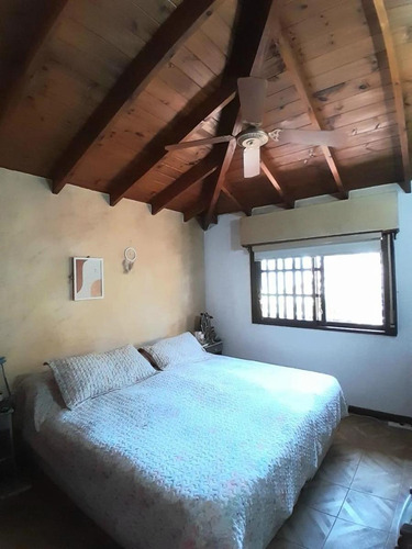 Quinta En Venta - 4 Dormitorios 2 Baños - 700mts2 - Tortuguitas