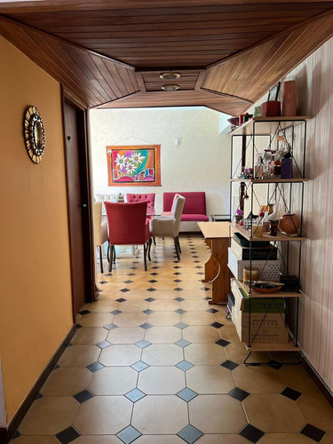 Casa De Categoría En Venta - Bajada Del Cerro