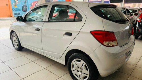 Imagem 10 de 13 de Gm Onix Joy 1.0 2018 Completo