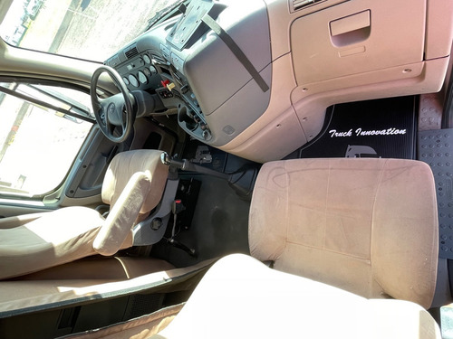 Imagen 11 de 15 de Freightliner Cascadia
