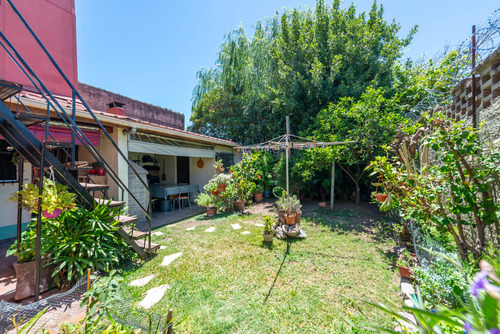 Casa Multifamiliar C/ Jardin En Venta,san Fernando