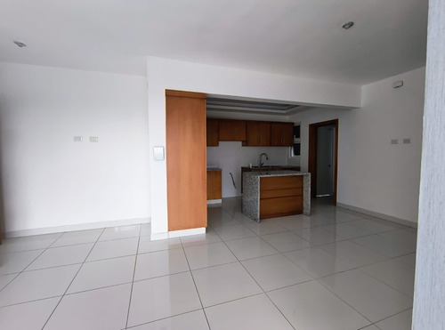 Apartamento En Renta Ubicado En La Av. Hispanoamericana