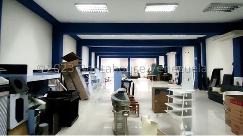 Edificio Comercial En Venta En Centro, Lara/*/ Cesar Bullones Vende/*/