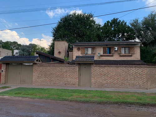 Propiedad En Venta Casa Tipo Chalet En Merlo - Buenos Aires Libertad Barrio El Palomo