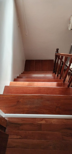 Venta De Casa Cuatro Dormitorios, La Plata