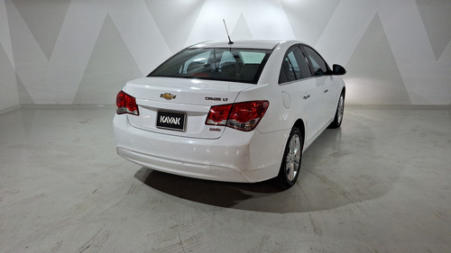 Chevrolet Cruze 1.4 LT J TURBO MT