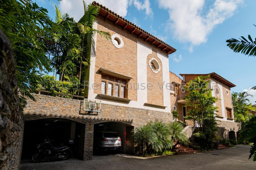 Espectacular E Impecable Casa En Alquiler La Floresta Caracas 24-11633