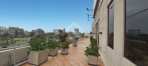 Oficina En Arriendo Con Financiamiento Para Habilitar.