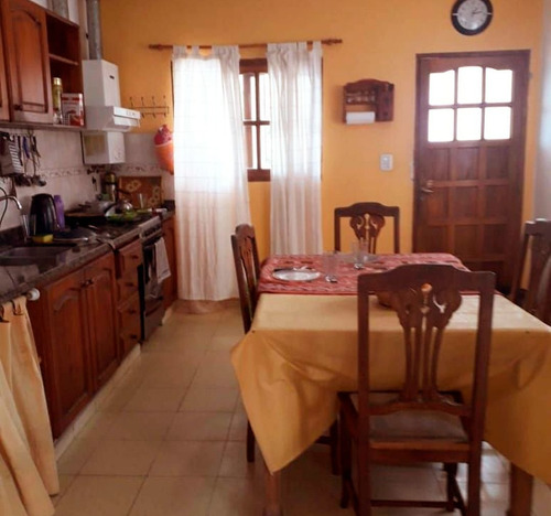 Imagen 2 de 9 de Casa En Venta De 4 Dormitorios En Cosquín