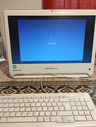 Computadora De Escritorio Al In One Positivo Bgh
