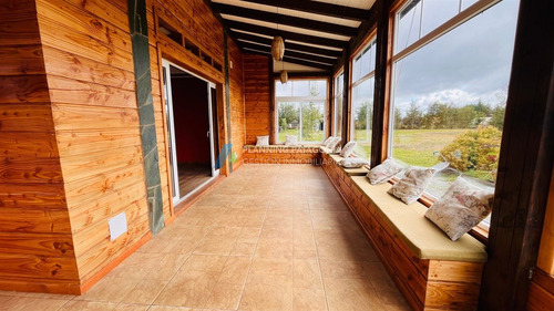Casa En Venta De 4 Dorm. Con Vista Al Volcan En Frutillar