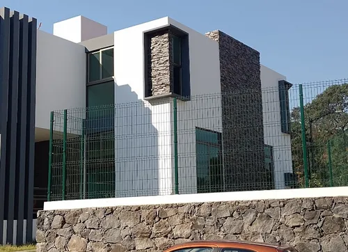 Hermosa Casa En Condominio A La Venta En Uruapan Michoacán.