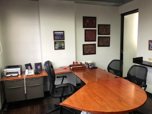 Oficina En Arriendo