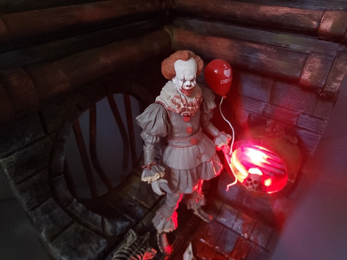 Maqueta It Pennywise Escala Neca Alcantarillado