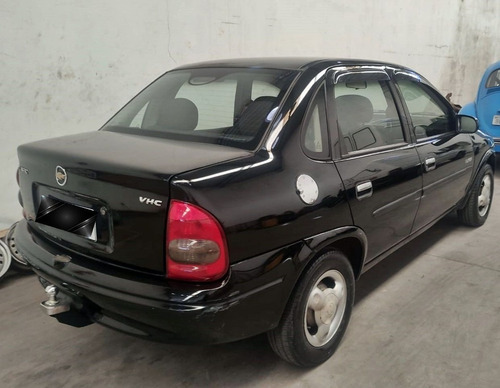 Imagem 4 de 5 de Chevrolet Classic 1.0 Flex 2006