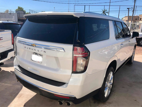 Imagen 6 de 14 de Chevrolet Suburban High Country
