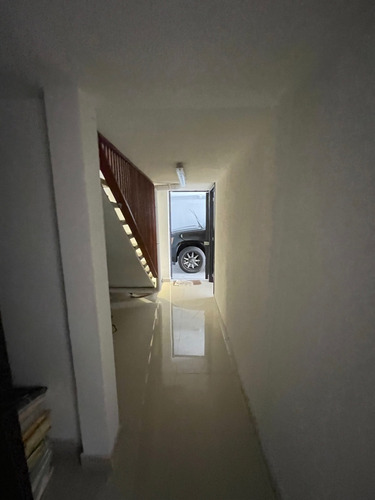 Casa Para Oficinas Con Uso De Suelo S