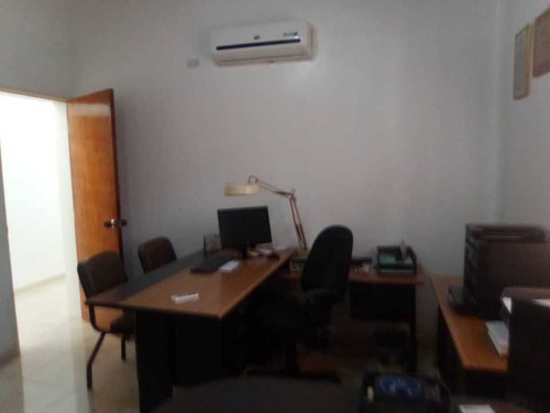 Imagen 14 de 21 de Quinta El Toro Las Delicias Maracay Aragua