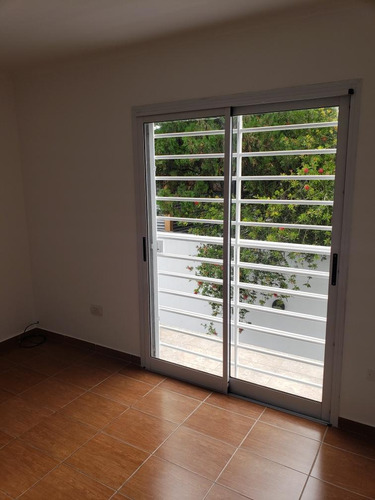 Ph En Venta - 2 Dormitorios 3 Baños - 72mts2 - Don Bosco, Quilmes