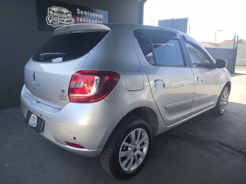 Imagem 6 de 13 de Renault Sandero Expression Flex 1.6 16v 5p 2016/2017