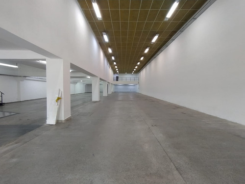 Local Comercial En Venta En Zona Centro - Lima Y Alvear