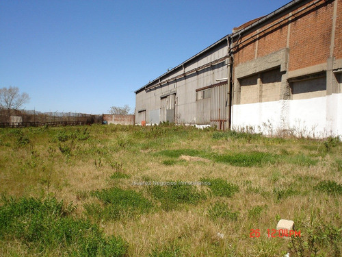J.s. Local Industrial En Capurro