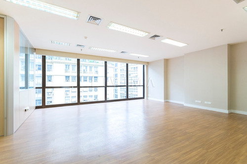 Imagem 1 de 13 de Sala Comercial Para Alugar Na Avenida Rio Branco, 138, Centro, Rio De Janeiro - Rj - Liv-0355