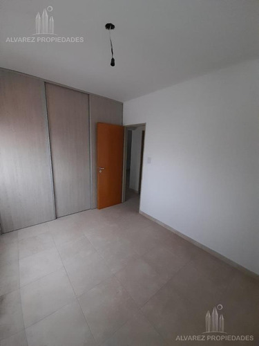 Imagen 2 de 11 de Departamento - S.justo (ctro)
