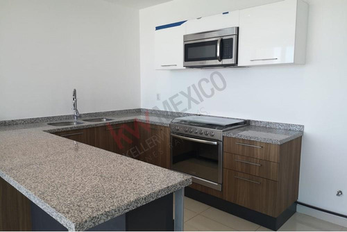 Departamento En Venta Juriquilla Santa Fe Con Balcon