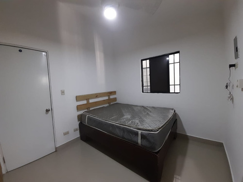 Apartamento Estudio Amueblado En Alquiler Zona Universitaria