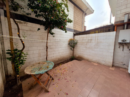 Los Aliagas/ Metro Villa Frei- 2d +1d Uso Home Office-2b