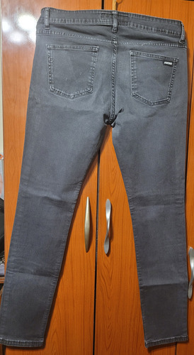 Jean Ay Not Dead Unisex Talle 32 (Usado)