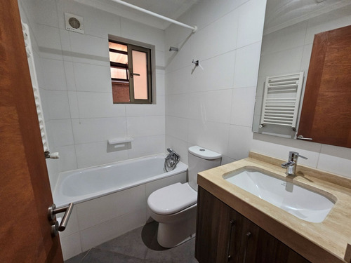 En Venta Hermosa Casa Estilo Colonial, Hacienda Esmeralda