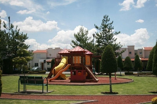 Imagen 6 de 10 de Hermosa Casa En Condominio En Villas Del Castaño 1123