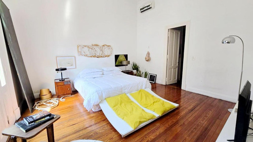 Exclusiva Residencia En San Telmo Con Local Comercial