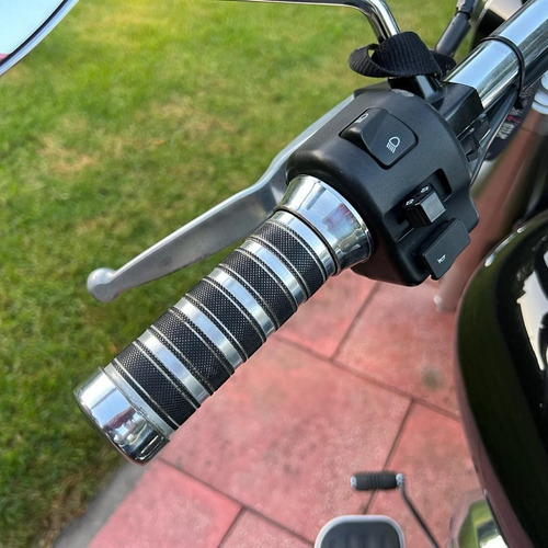 Imagen 20 de 25 de Yamaha Midnight Xvs 950 A