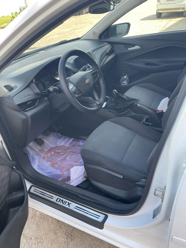 Chevrolet Onix 1.0 Lt 5p