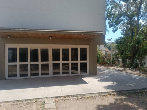 En Venta Apartamento En Colinas De Bello Monte (dh)