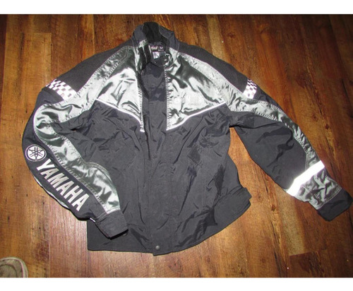 Campera Yamaha Moto