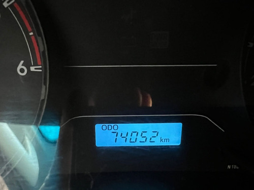 Imagen 8 de 11 de Toyota Hilux D/c 4x4 Dx Pack 2.4 Tdi 2019 Con 74.000 Km