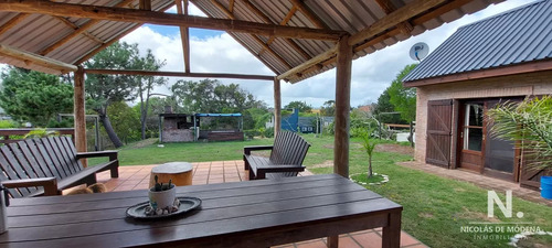 Propiedad En Venta En La Barra A Una Cuadra Y Media Del Mar