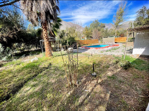 Casa En Venta De 4 Dorm. En Vicuña