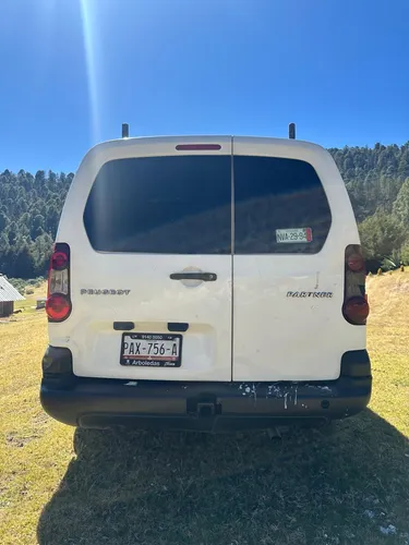 Camioneta 2015 Disel Peugeot Excelentes Condiciones