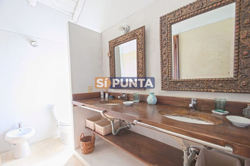 Imagen 29 de 30 de Casa En Venta De 4 Dormitorios En Punta Piedras A Metros Del Mar