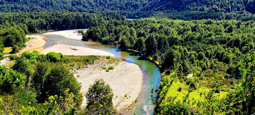 Patagonia, Excepcional Campo 550ha Orillas Rio Pic...