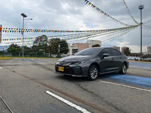 Toyota Corolla 1.8 Se-g híbrido