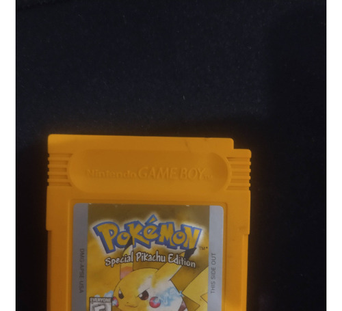 Pokémon Yellow Nintendo Game Boy 