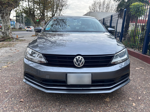 Volkswagen Vento 2.0 Advance 115cv