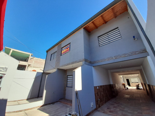 Alquilamos Espectacular Departamento Tipo Duplex Con Cocheras Opc.